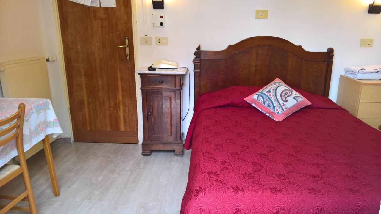 Hotel Deutsche Familien Finale Ligure Dış mekan fotoğraf