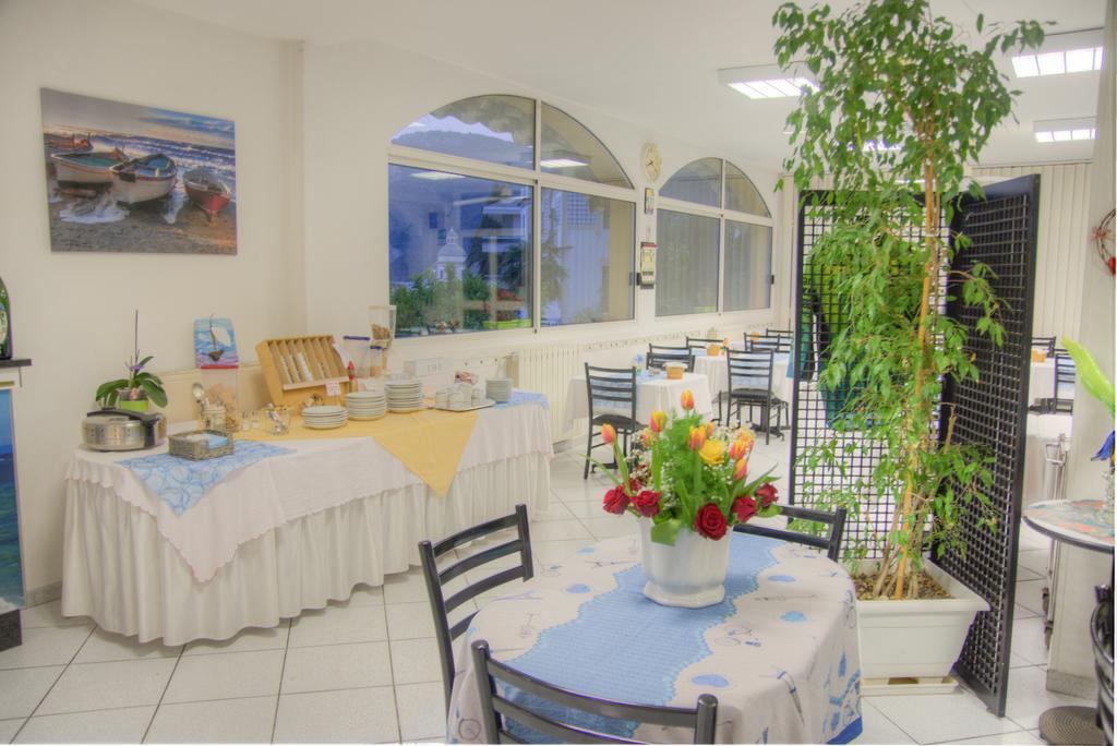 Hotel Deutsche Familien Finale Ligure Dış mekan fotoğraf