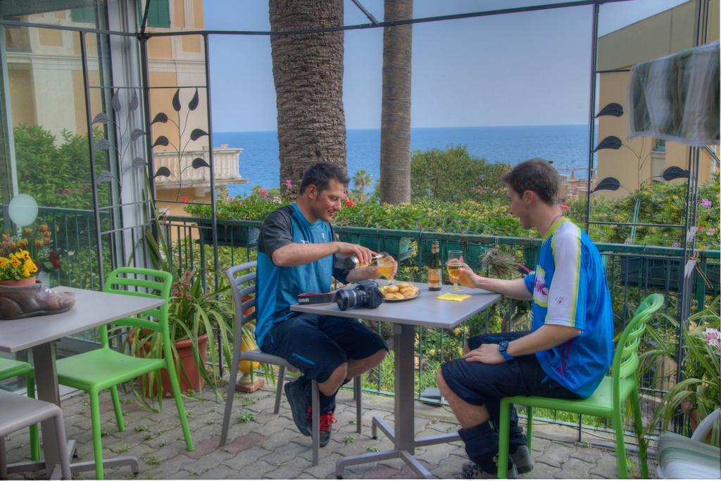 Hotel Deutsche Familien Finale Ligure Dış mekan fotoğraf