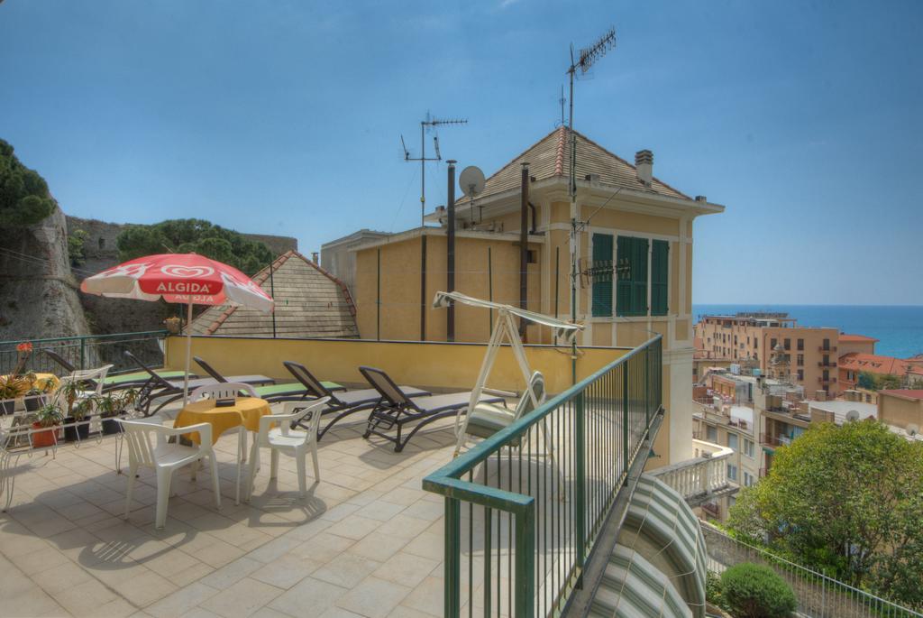 Hotel Deutsche Familien Finale Ligure Dış mekan fotoğraf