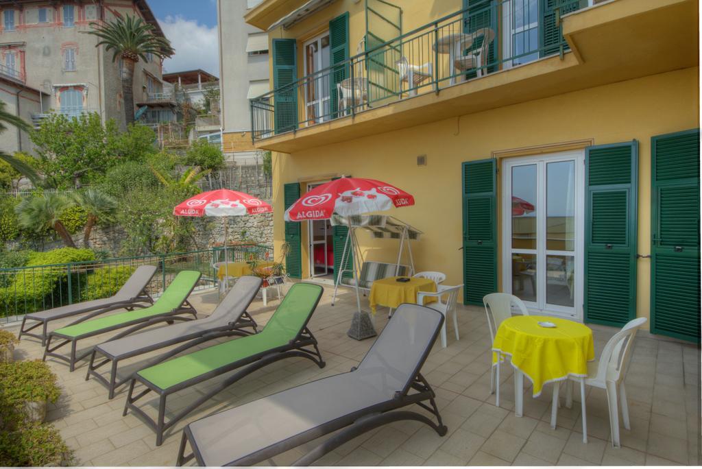 Hotel Deutsche Familien Finale Ligure Dış mekan fotoğraf