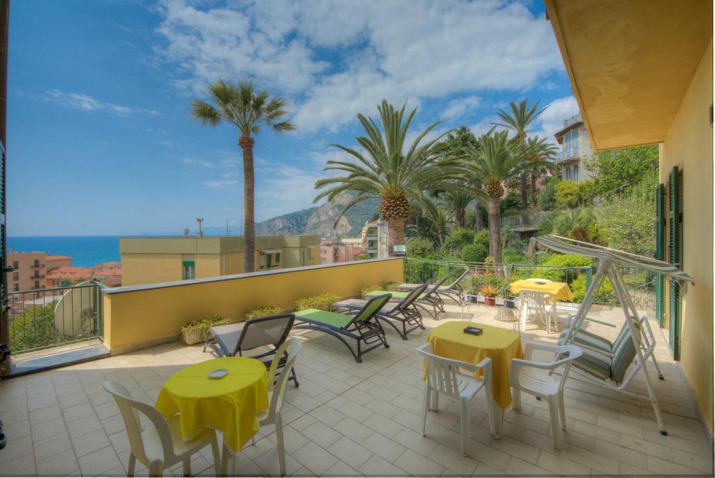 Hotel Deutsche Familien Finale Ligure Dış mekan fotoğraf
