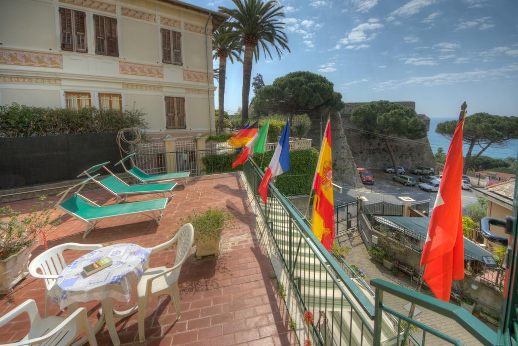Hotel Deutsche Familien Finale Ligure Dış mekan fotoğraf