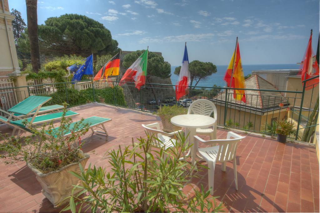 Hotel Deutsche Familien Finale Ligure Dış mekan fotoğraf