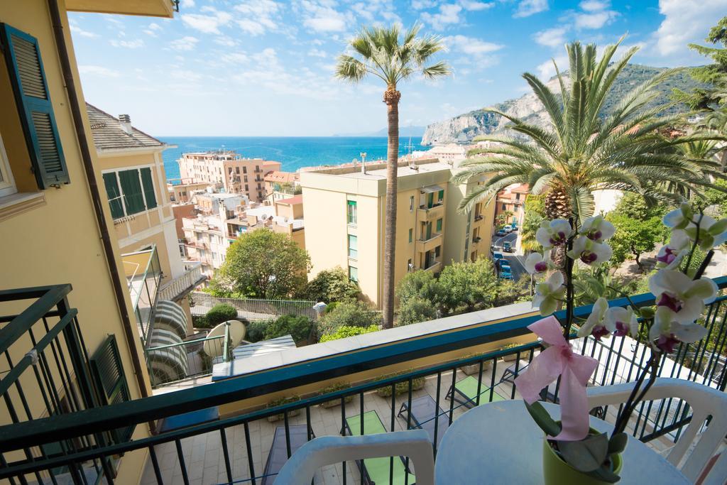 Hotel Deutsche Familien Finale Ligure Dış mekan fotoğraf